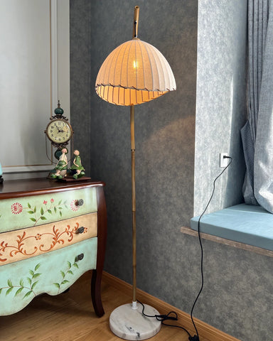 Vintage Bamboo Floor Lamp - NexioPick