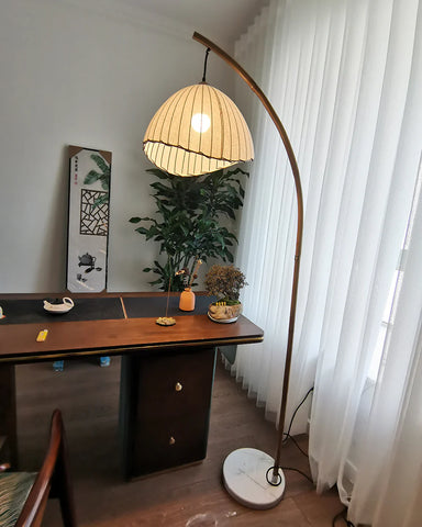 Vintage Bamboo Floor Lamp - NexioPick