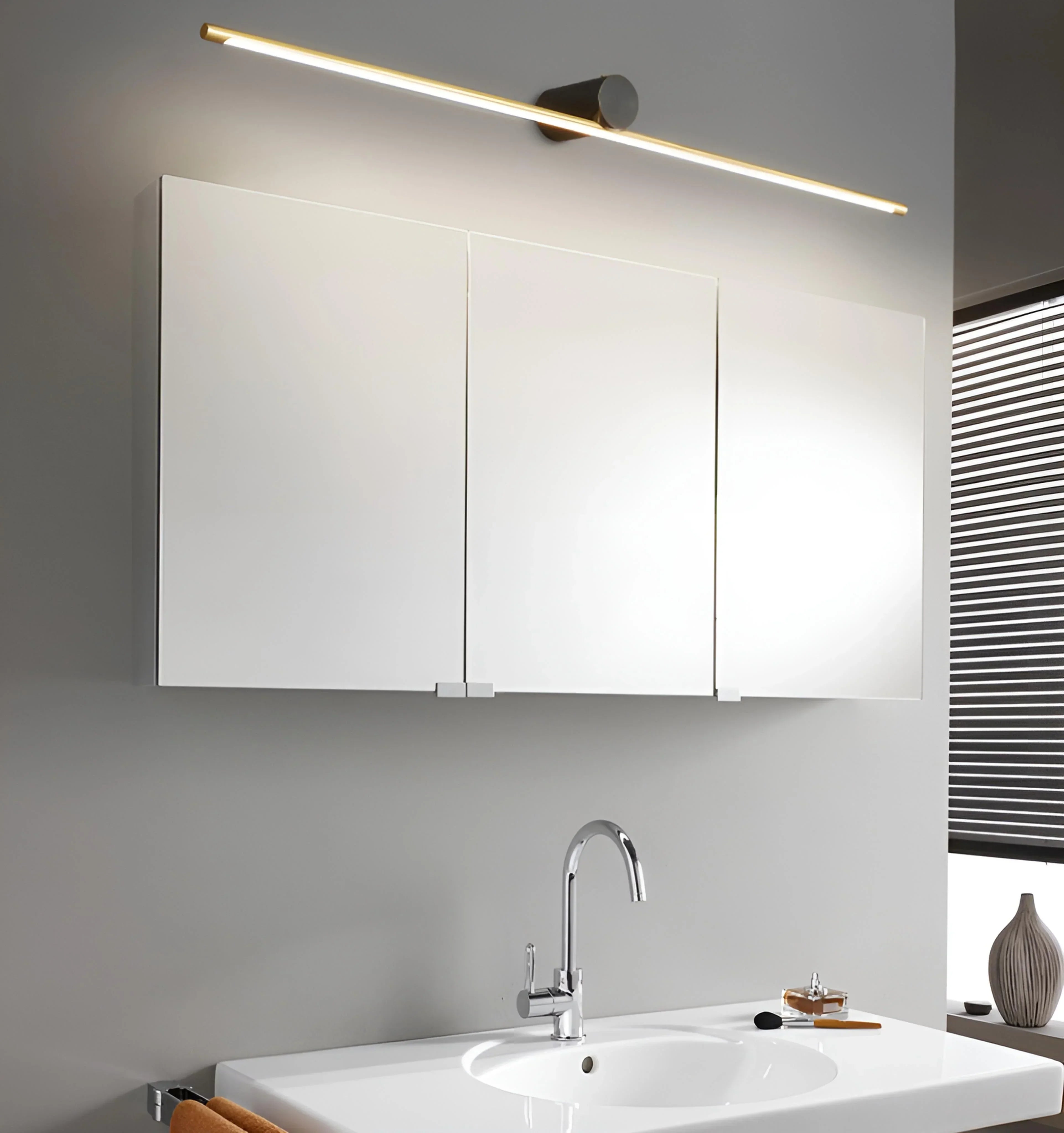 Scandinavian Geometric Vanity Light - NexioPick