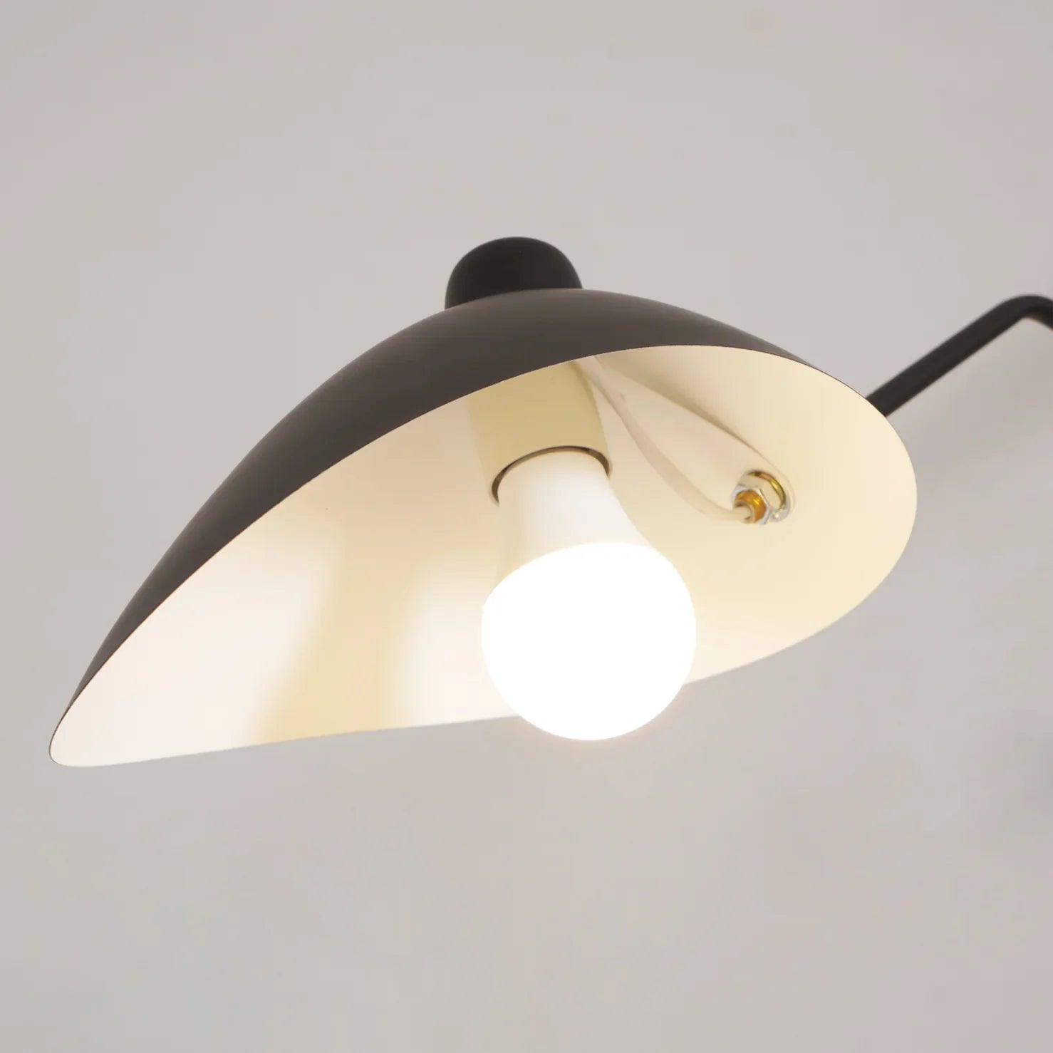 Serge Mouille Ceiling Light A - NexioPick