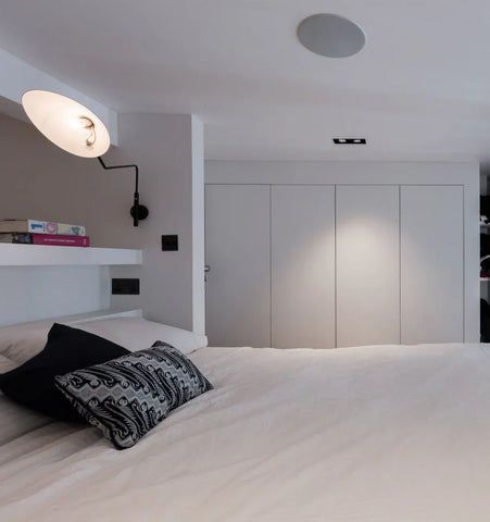 Serge Mouille Wall Lamp - NexioPick