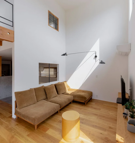 Serge Mouille Wall Lamp - NexioPick