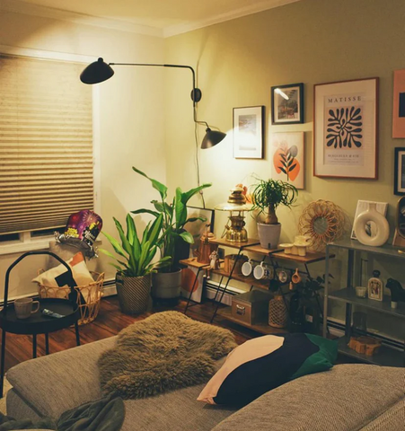 Serge Mouille Wall Lamp - NexioPick