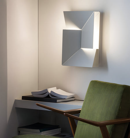 Shadows Wall Lamp - NexioPick