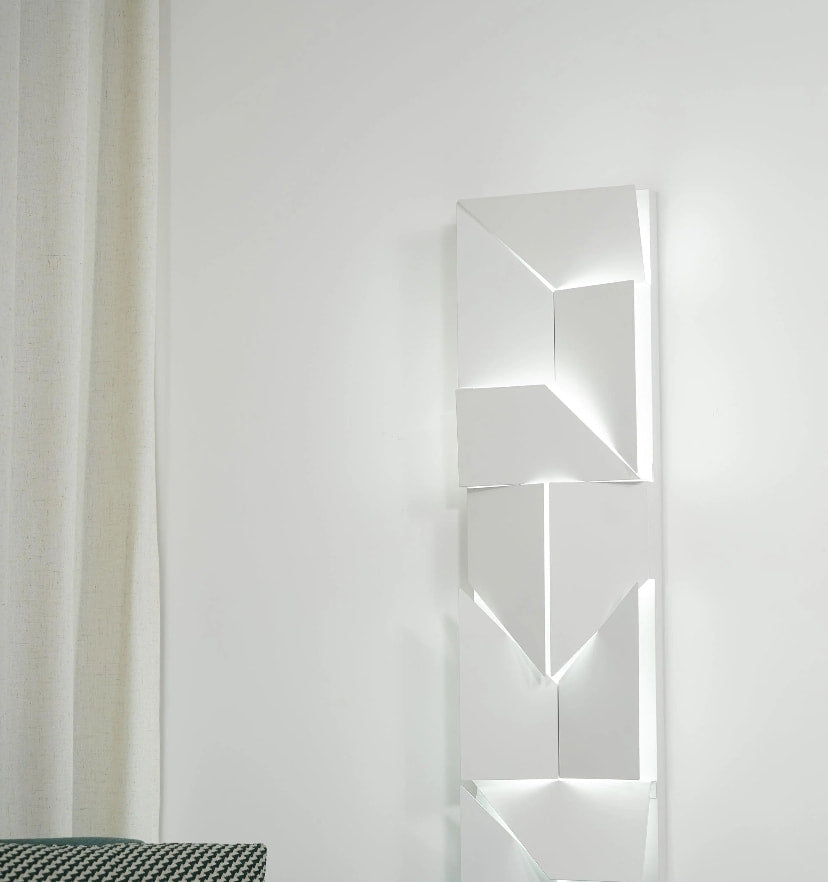 Shadows Wall Lamp - NexioPick
