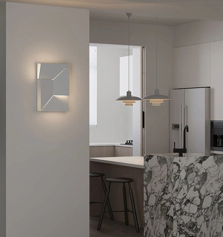 Shadows Wall Lamp - NexioPick