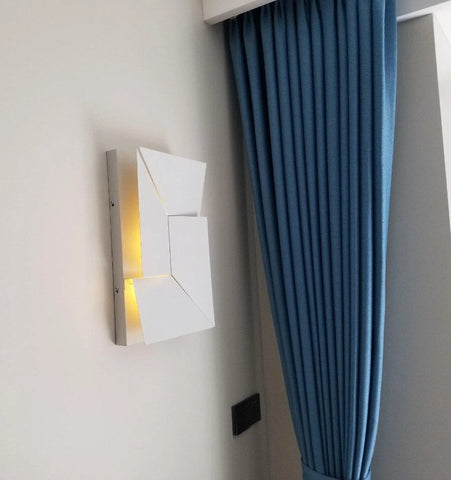 Shadows Wall Lamp - NexioPick