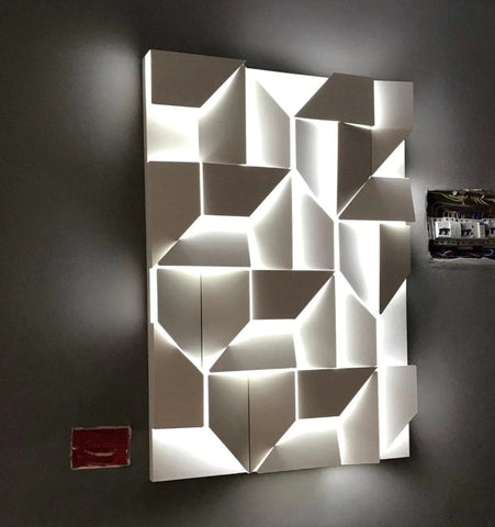 Shadows Wall Lamp - NexioPick