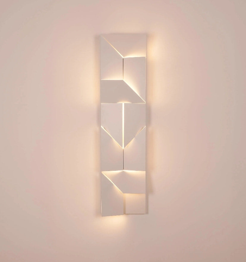 Shadows Wall Lamp - NexioPick