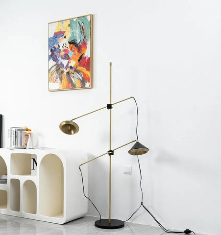 Shear Floor Lamp - NexioPick