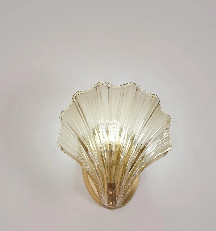 Shell Wall Light - NexioPick