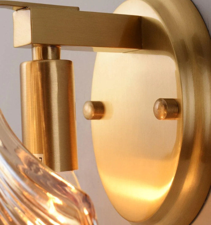 Shell Wall Light - NexioPick