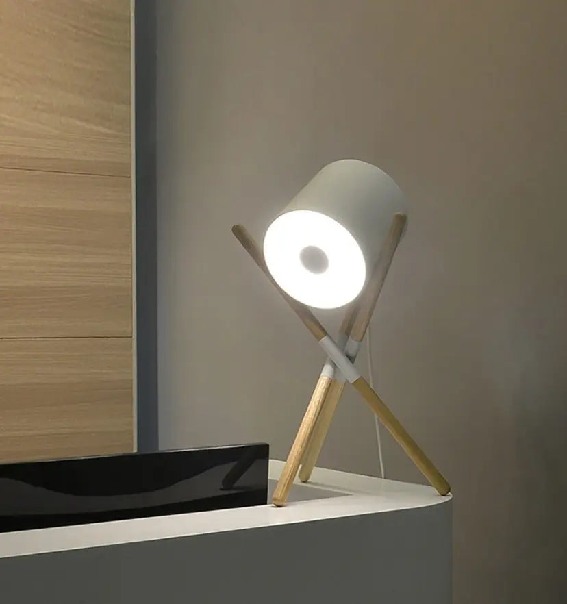 Shift Table Lamp - NexioPick