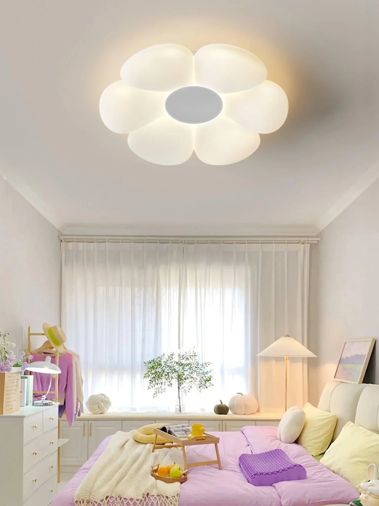 Six-leaf Flower Kids Room Ceiling Lamp - NexioPick
