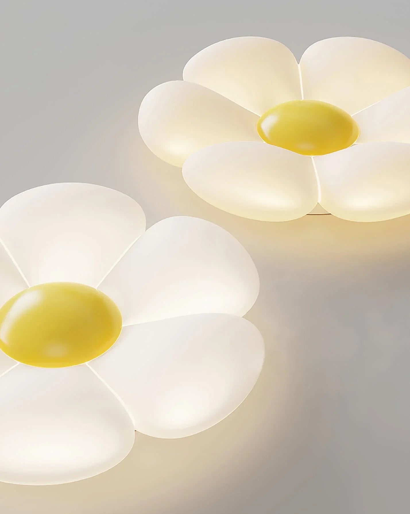 Six-leaf Flower Kids Room Ceiling Lamp - NexioPick