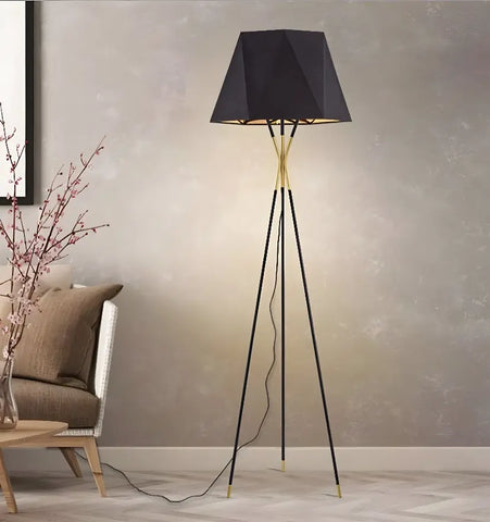 Solitaire Floor Lamp - NexioPick