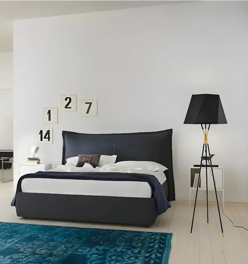 Solitaire Floor Lamp - NexioPick