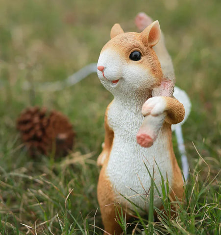 Squirrel Table Lamp - NexioPick