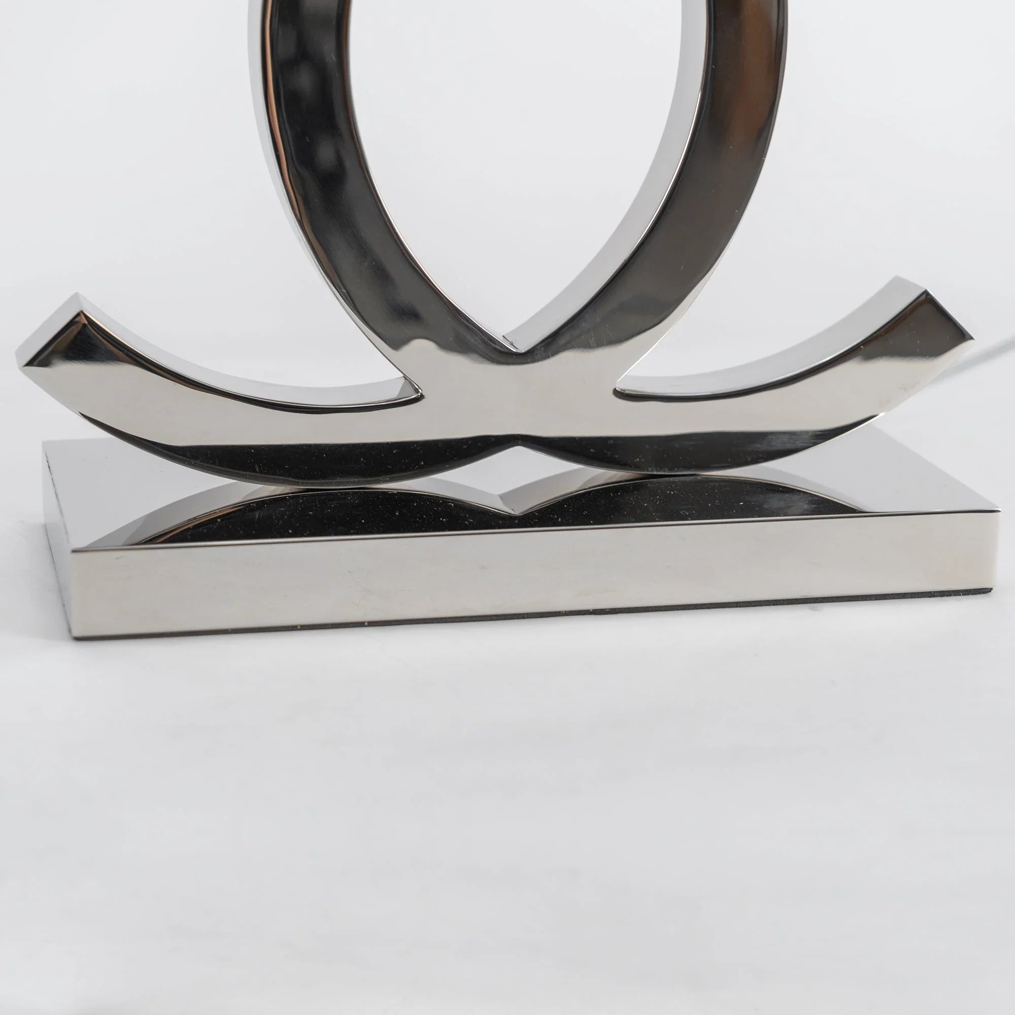 Stainless Steel Table Lamp - NexioPick