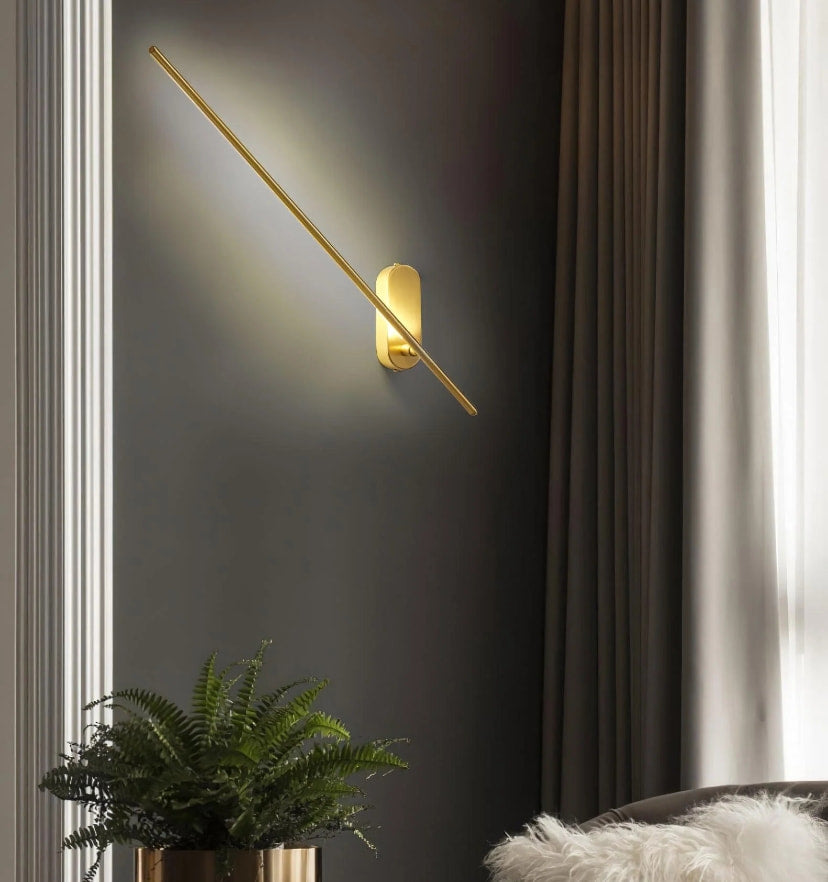 Stick Shaped Metal Wall Lamp - NexioPick