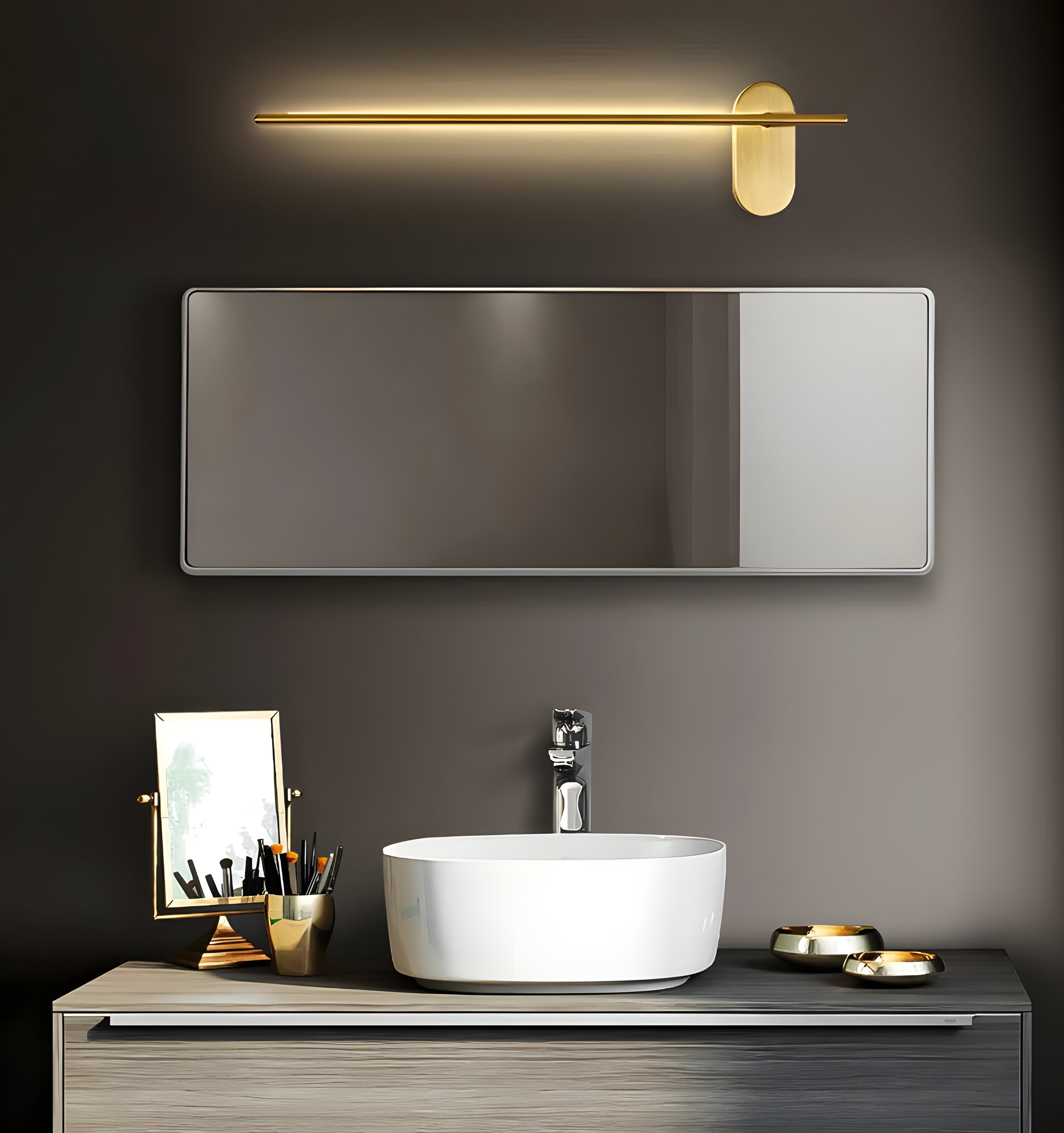 Stick Shaped Metal Wall Lamp - NexioPick