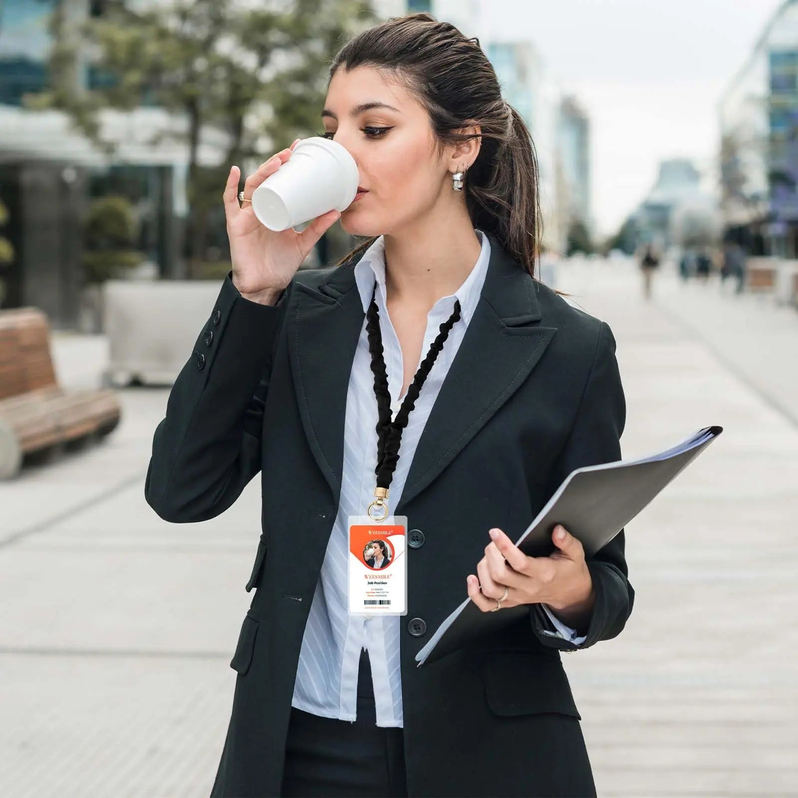 Stretchy Scrunchie Lanyard – Expandable Badge Holder & Keychain for Women