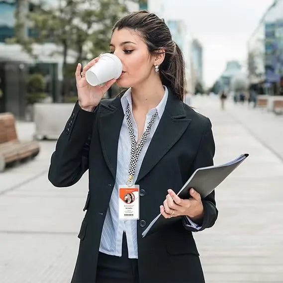 Stretchy Scrunchie Lanyard – Expandable Badge Holder & Keychain for Women