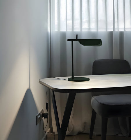 Pivot Ease Table Lamp - NexioPick
