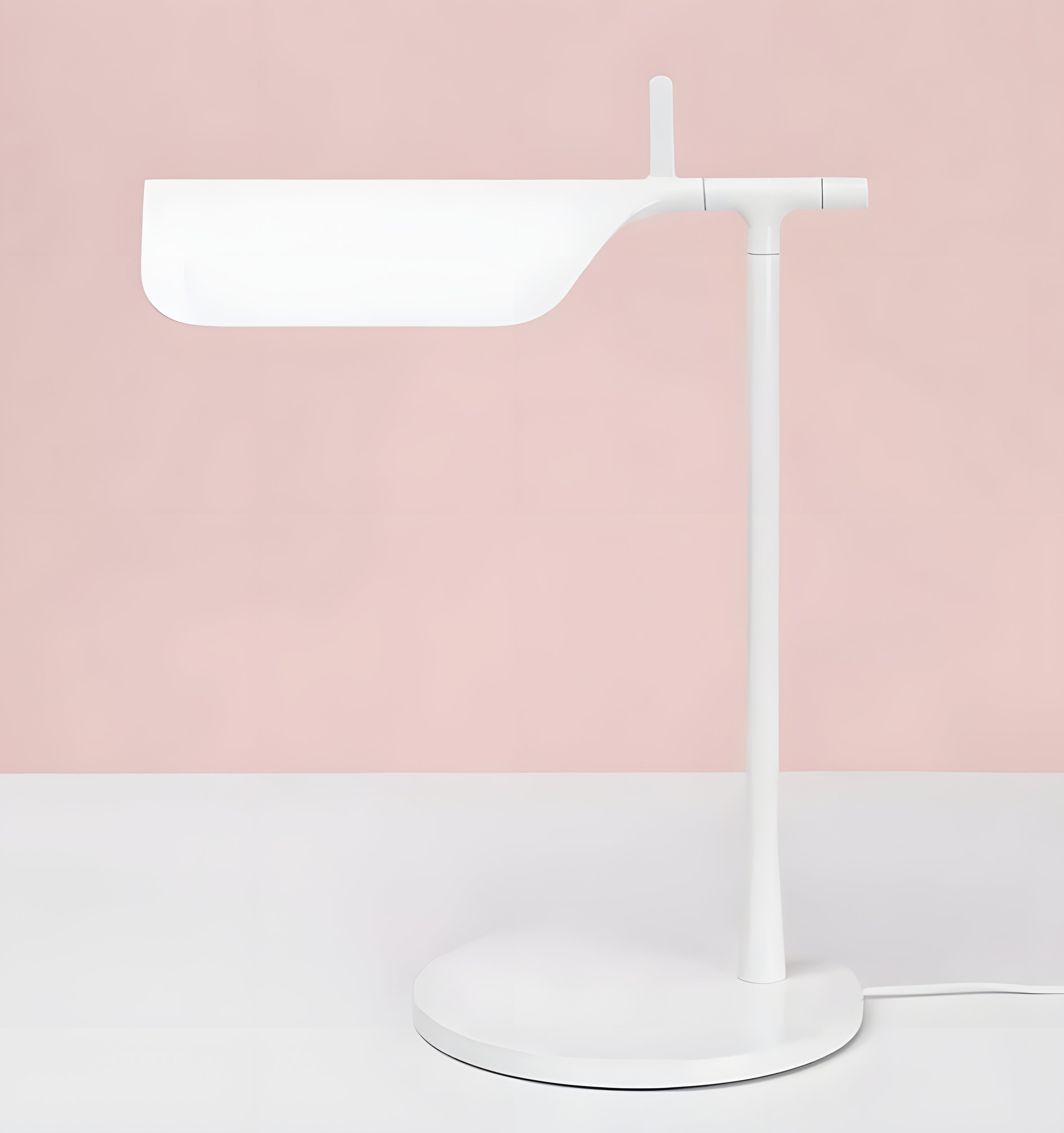 Pivot Ease Table Lamp - NexioPick