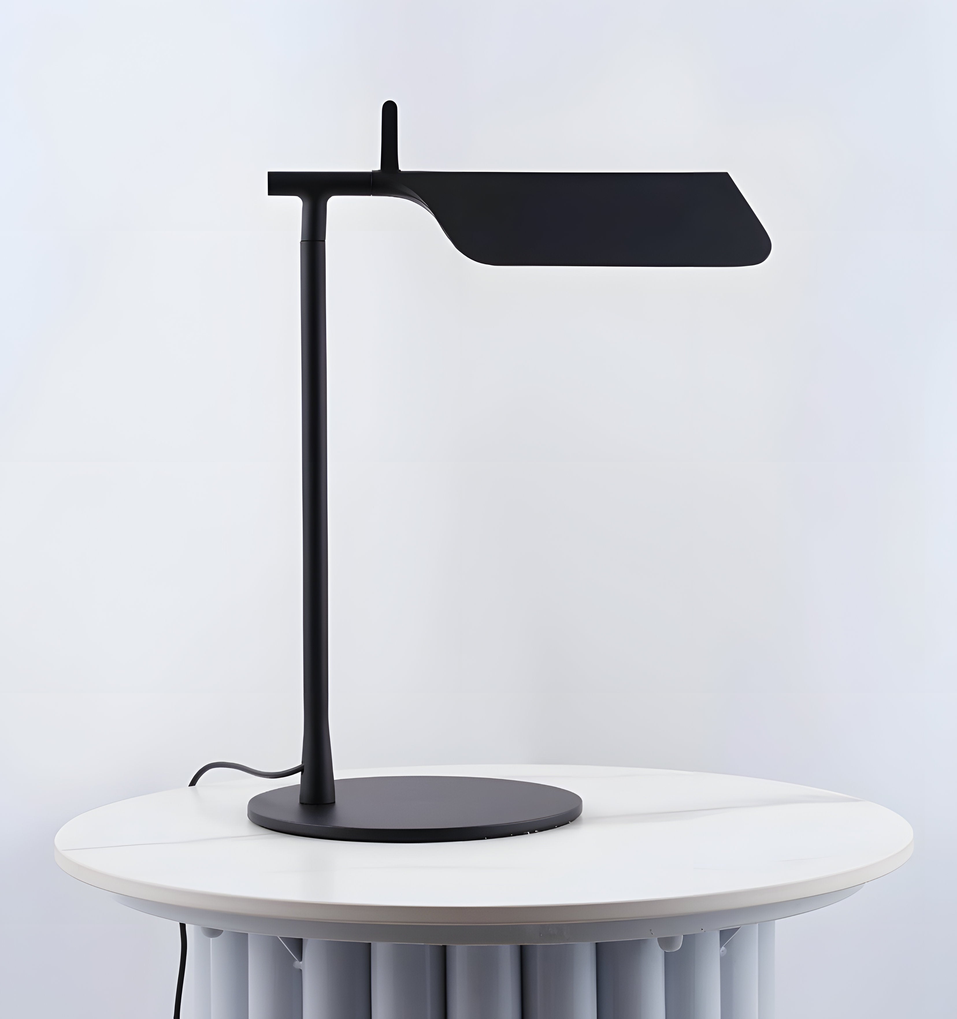 Pivot Ease Table Lamp - NexioPick