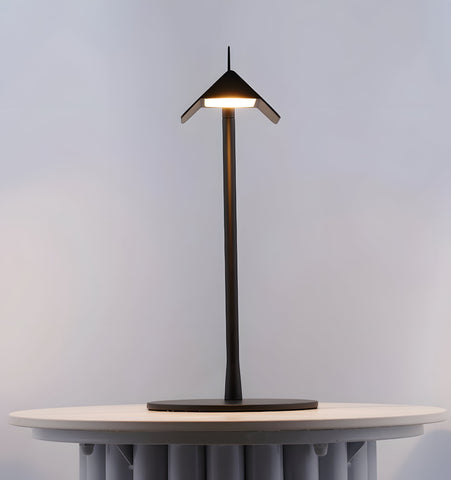 Pivot Ease Table Lamp - NexioPick