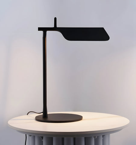Pivot Ease Table Lamp - NexioPick