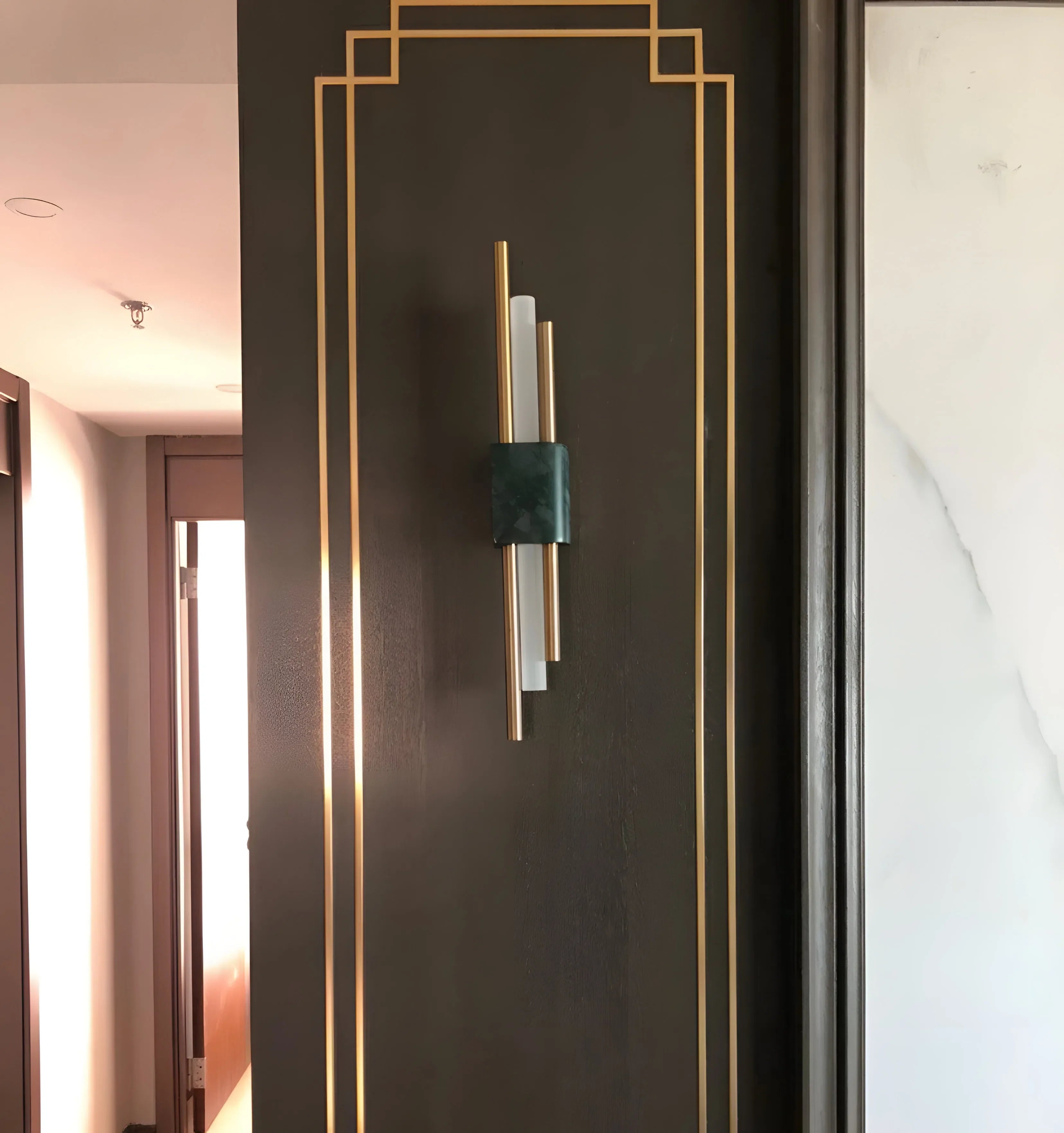 Tanto Wall Light - NexioPick