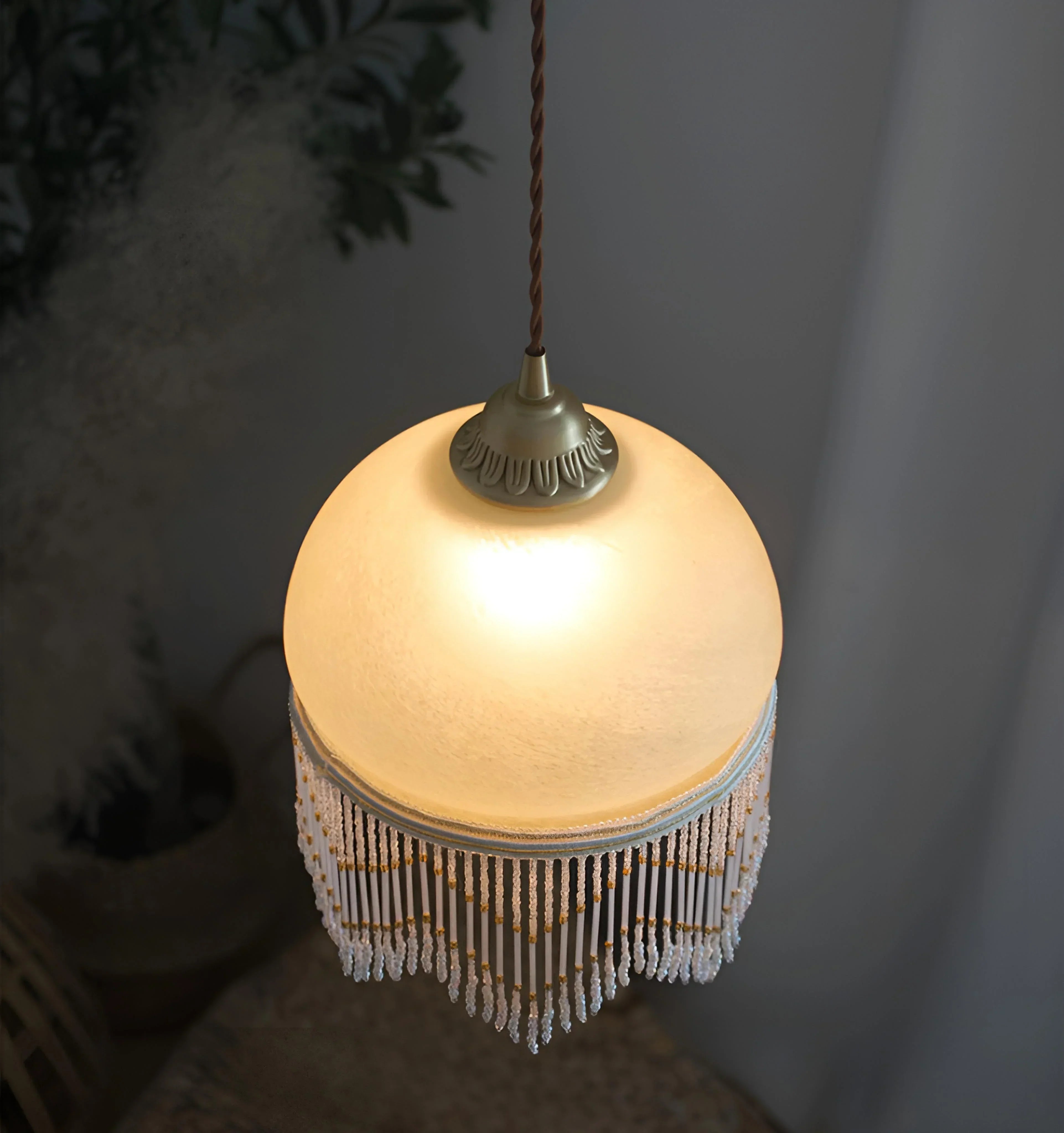 Tassel Pendant Lamp - NexioPick