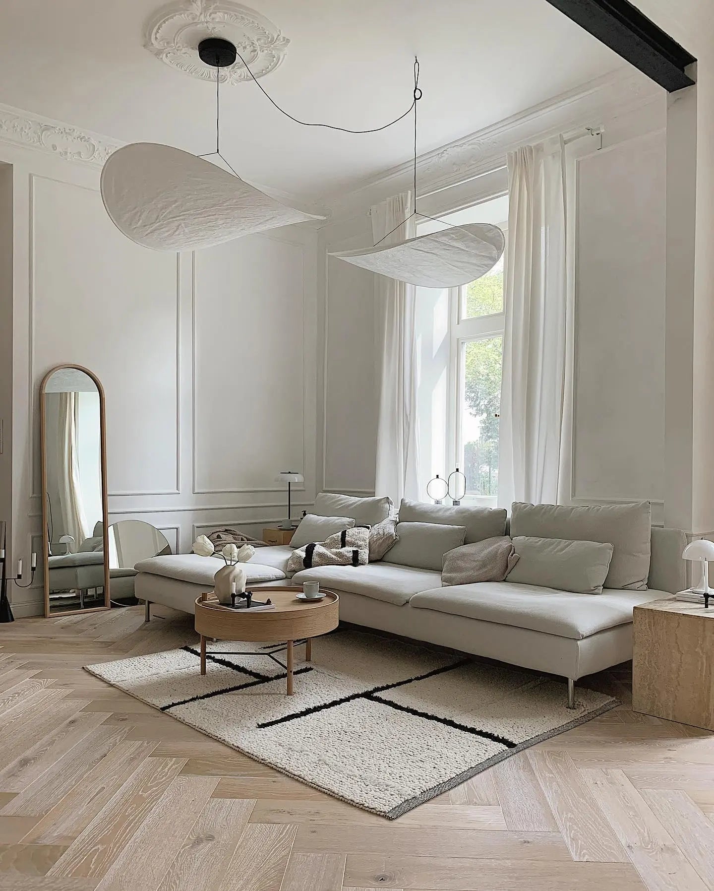 Tense Pendant Light - NexioPick