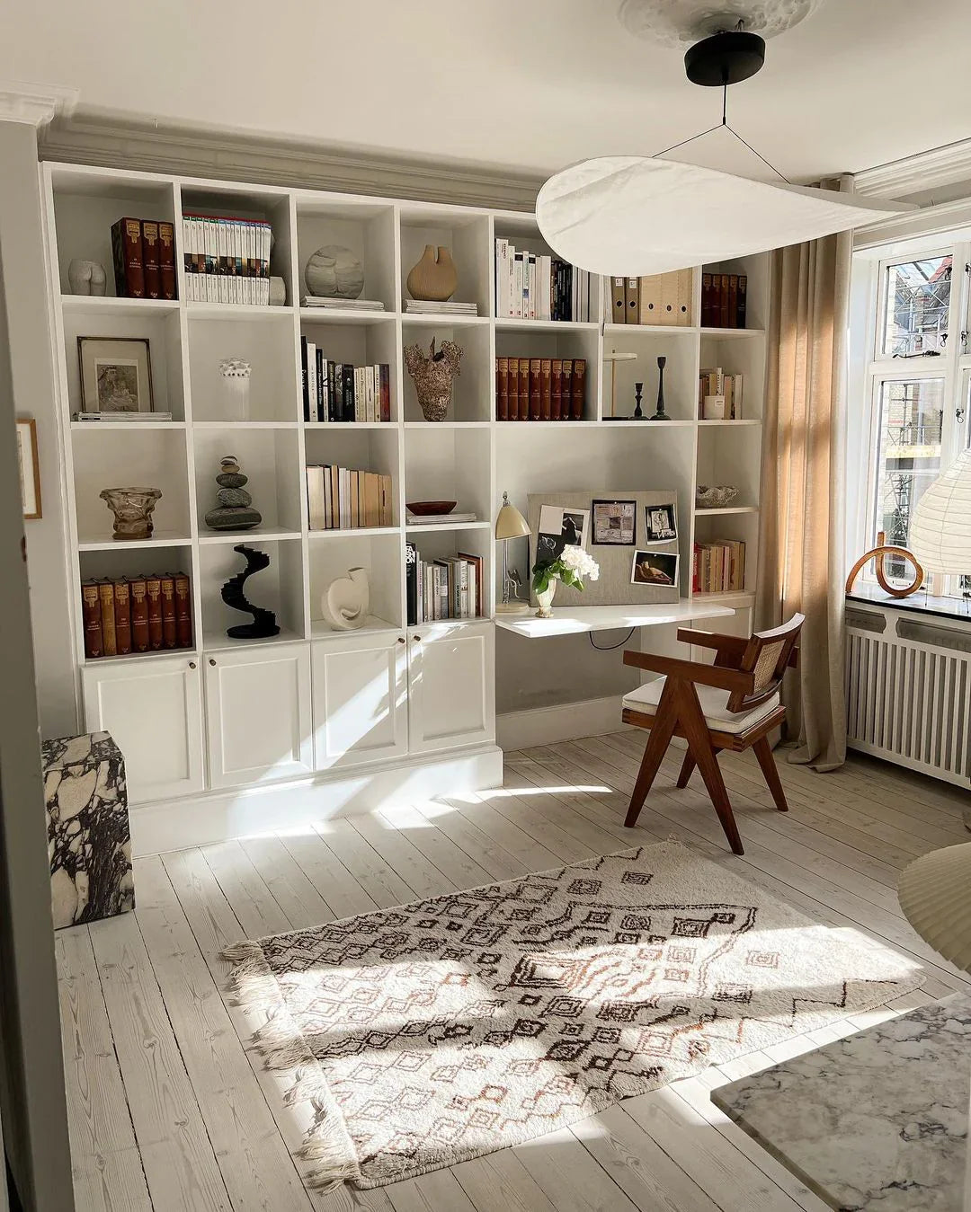 Tense Pendant Light - NexioPick