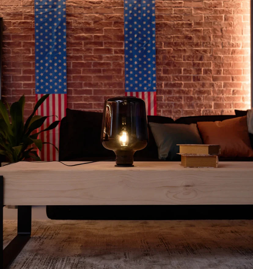 Teutonic Glass Table Lamp - NexioPick