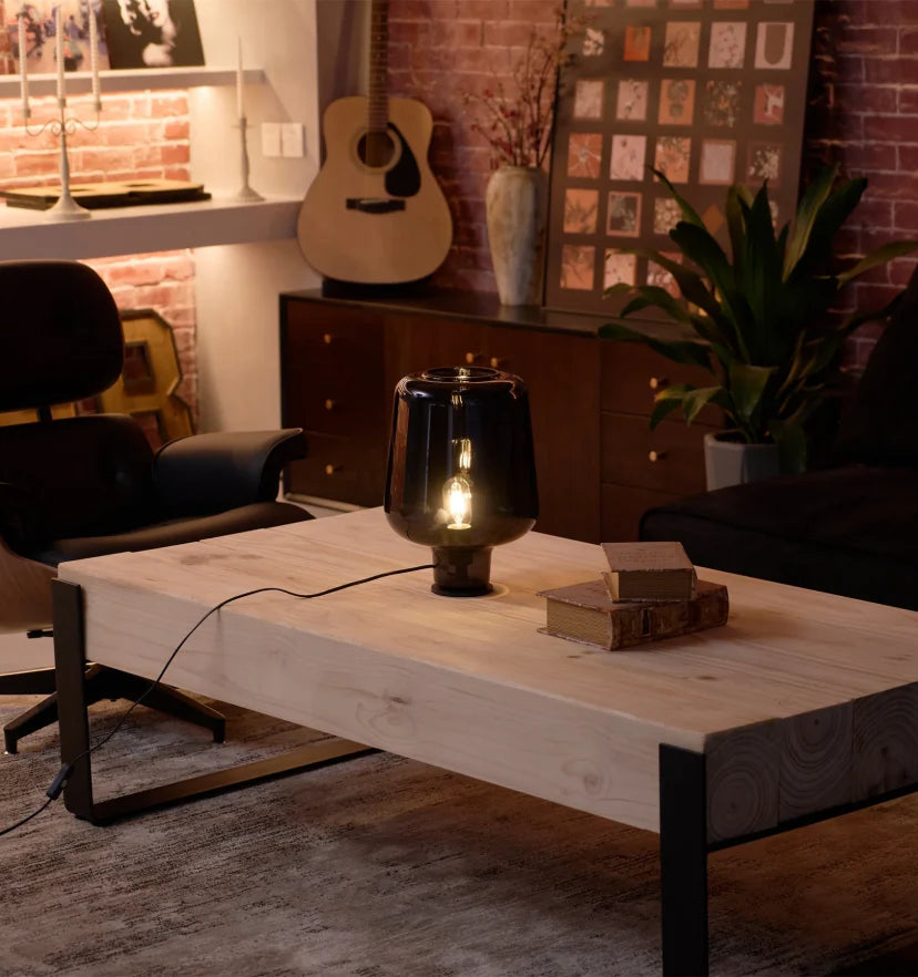 Teutonic Glass Table Lamp - NexioPick