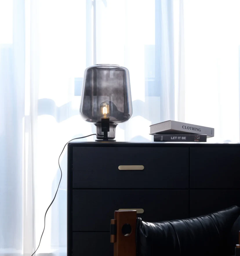 Teutonic Glass Table Lamp - NexioPick