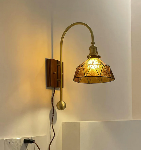 Tiffany Wall Light - NexioPick