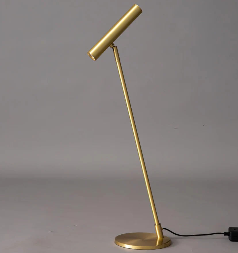 Tom LED Table Lamp - NexioPick