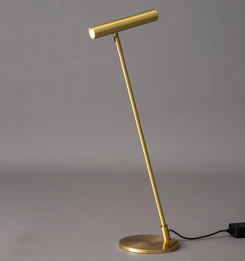 Tom LED Table Lamp - NexioPick