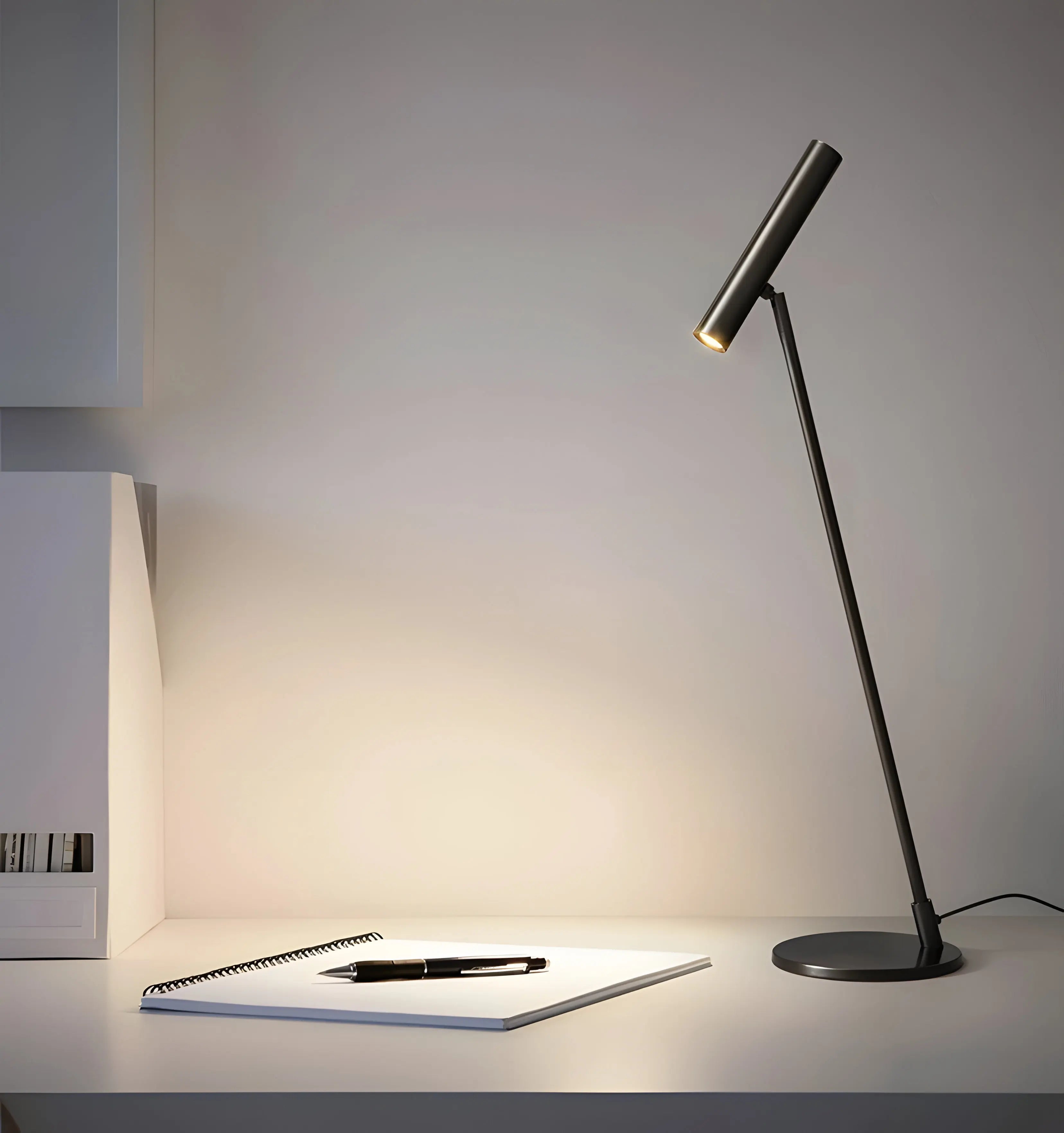 Tom LED Table Lamp - NexioPick