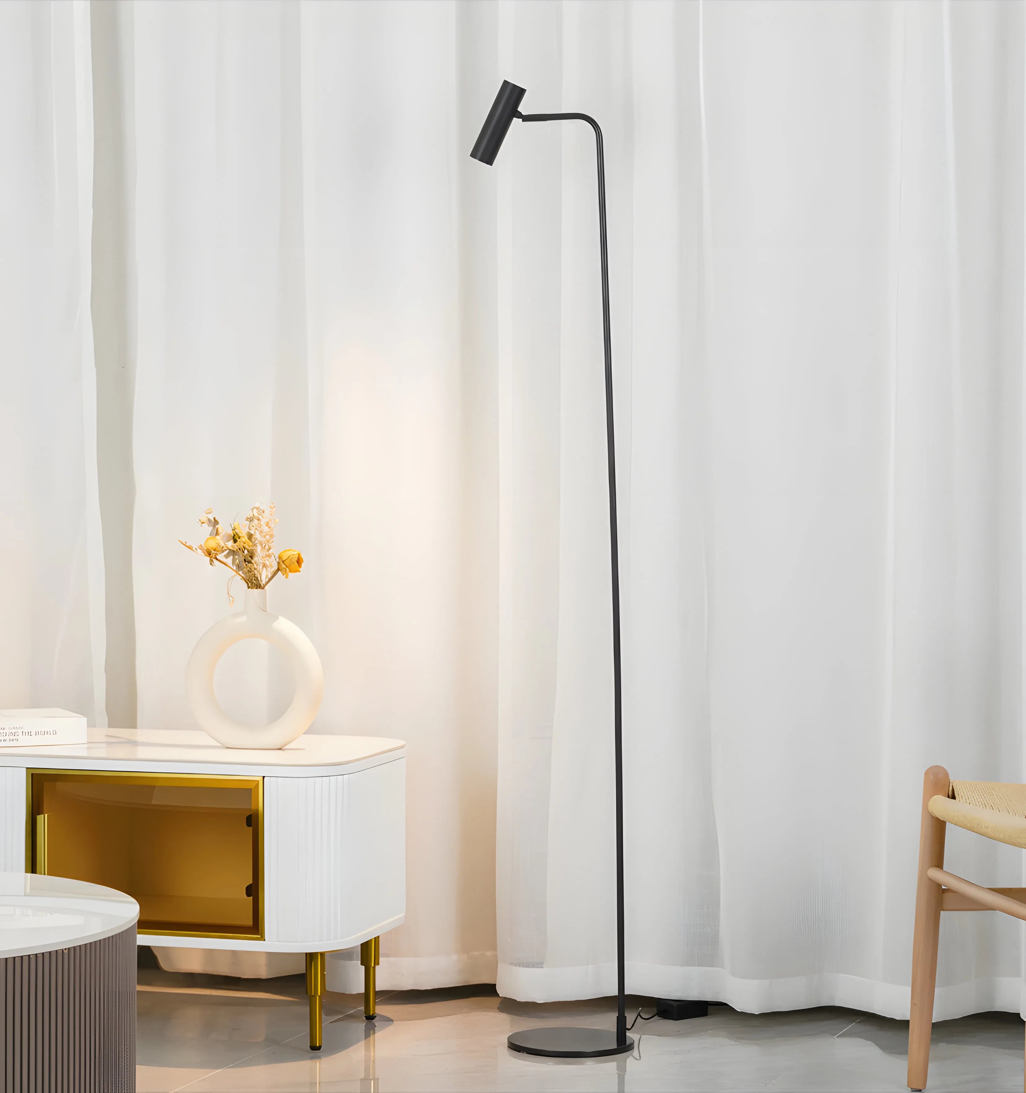 Torris Floor Lamp - NexioPick