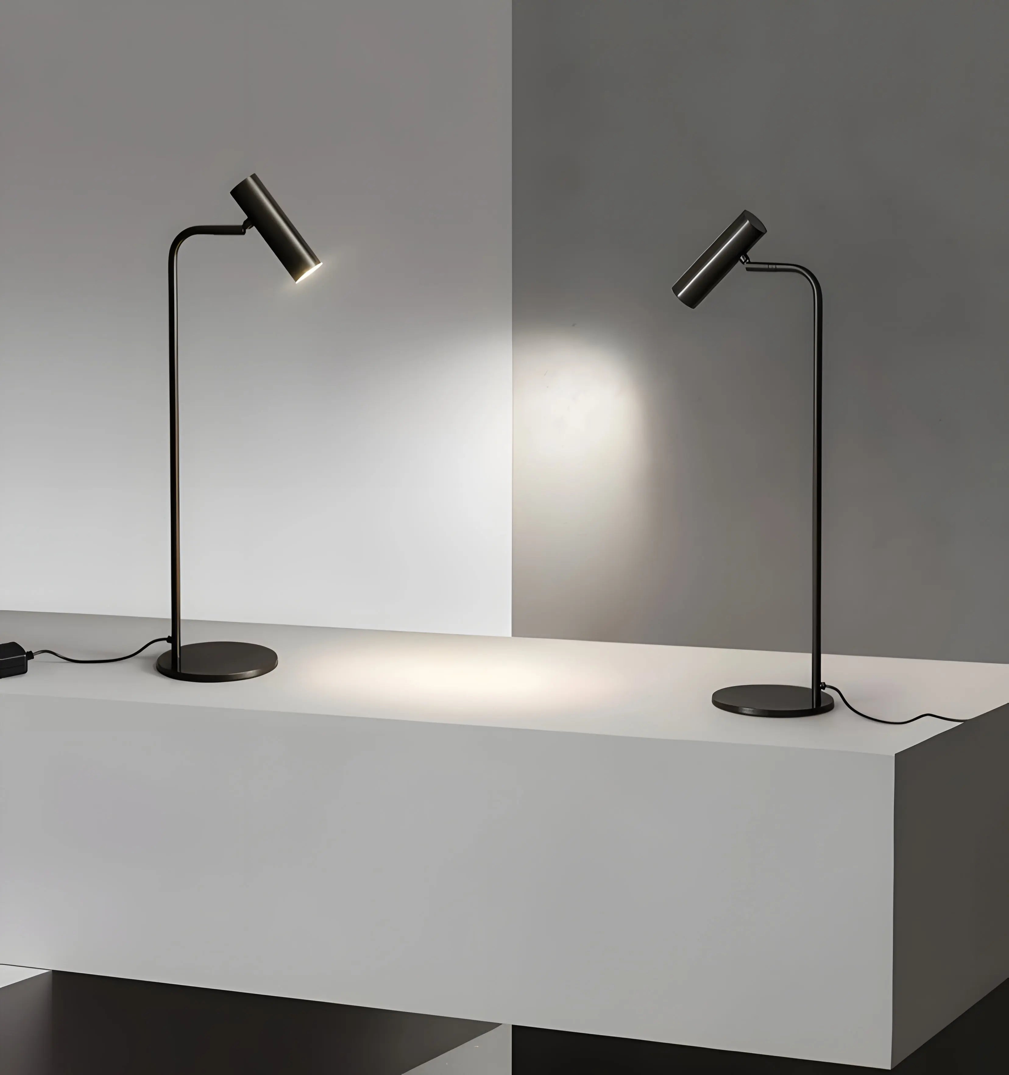 Torris Table Lamp - NexioPick