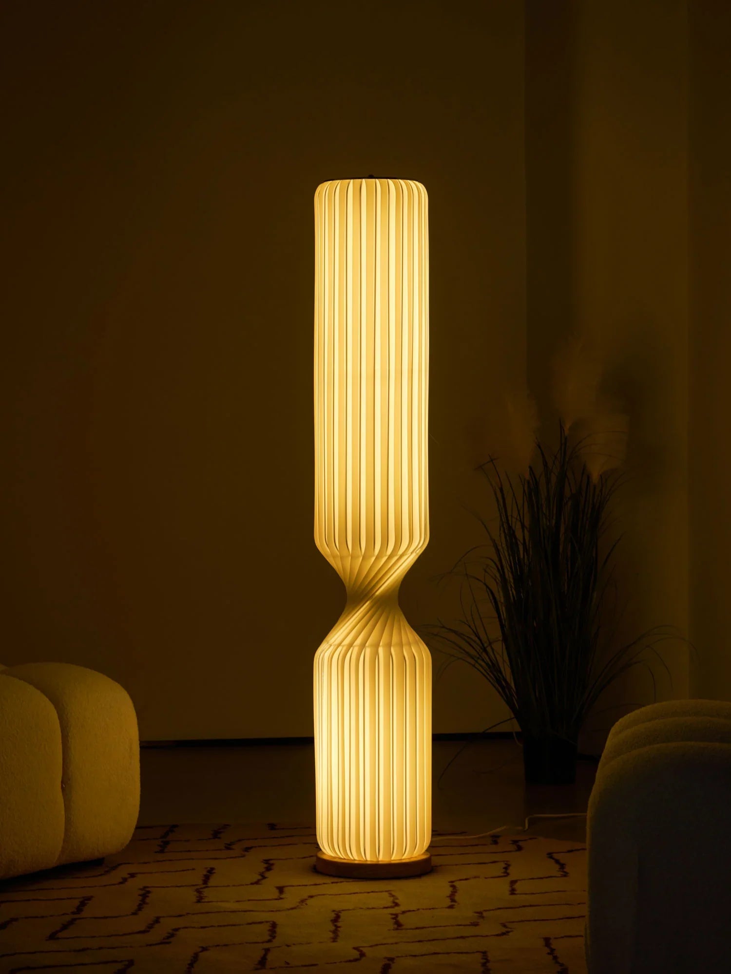 Twist Floor Lamp - NexioPick