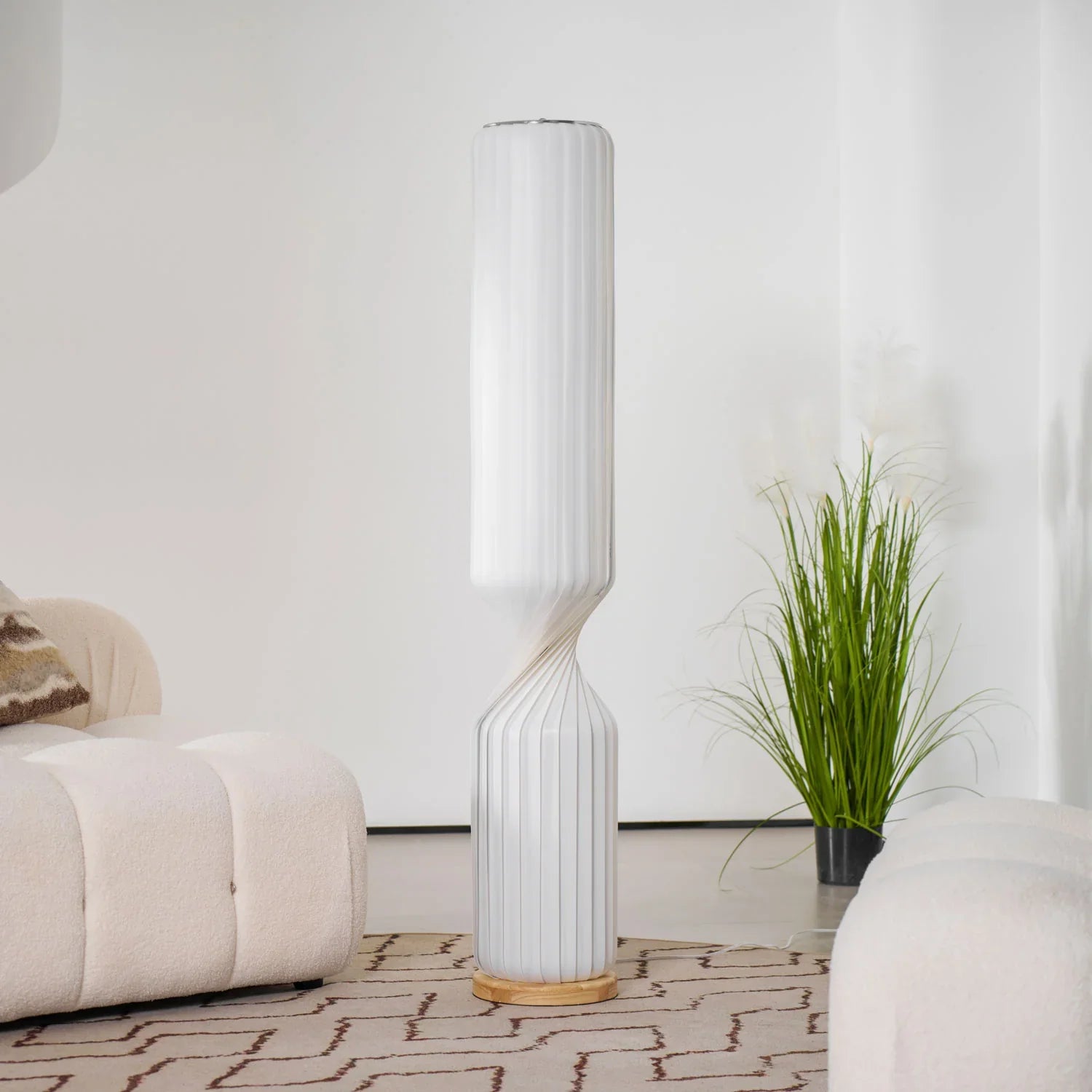 Twist Floor Lamp - NexioPick