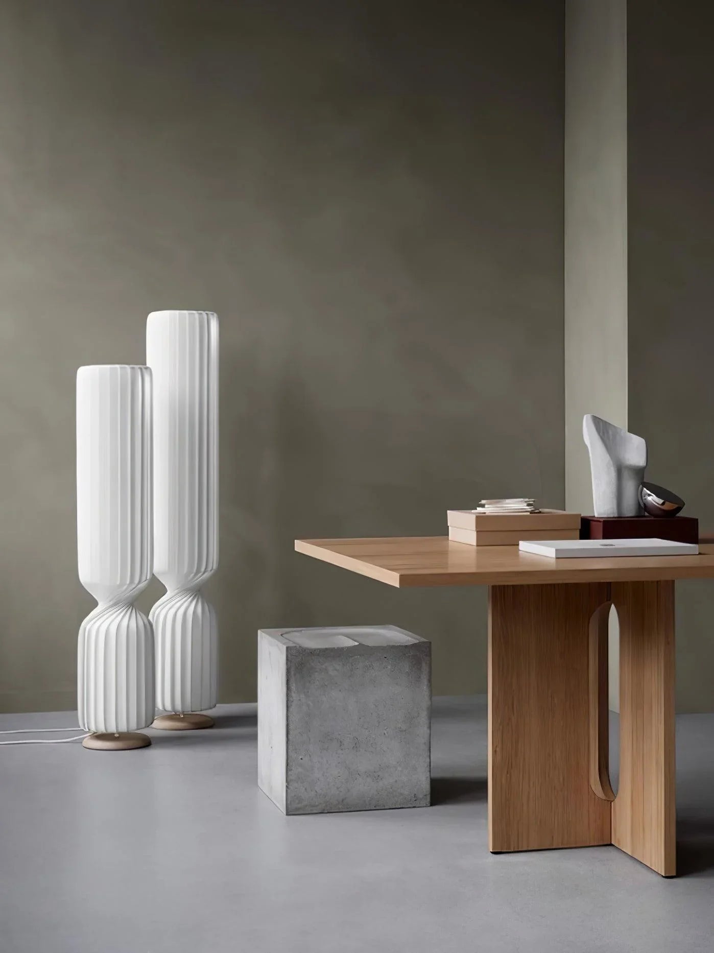 Twist Floor Lamp - NexioPick