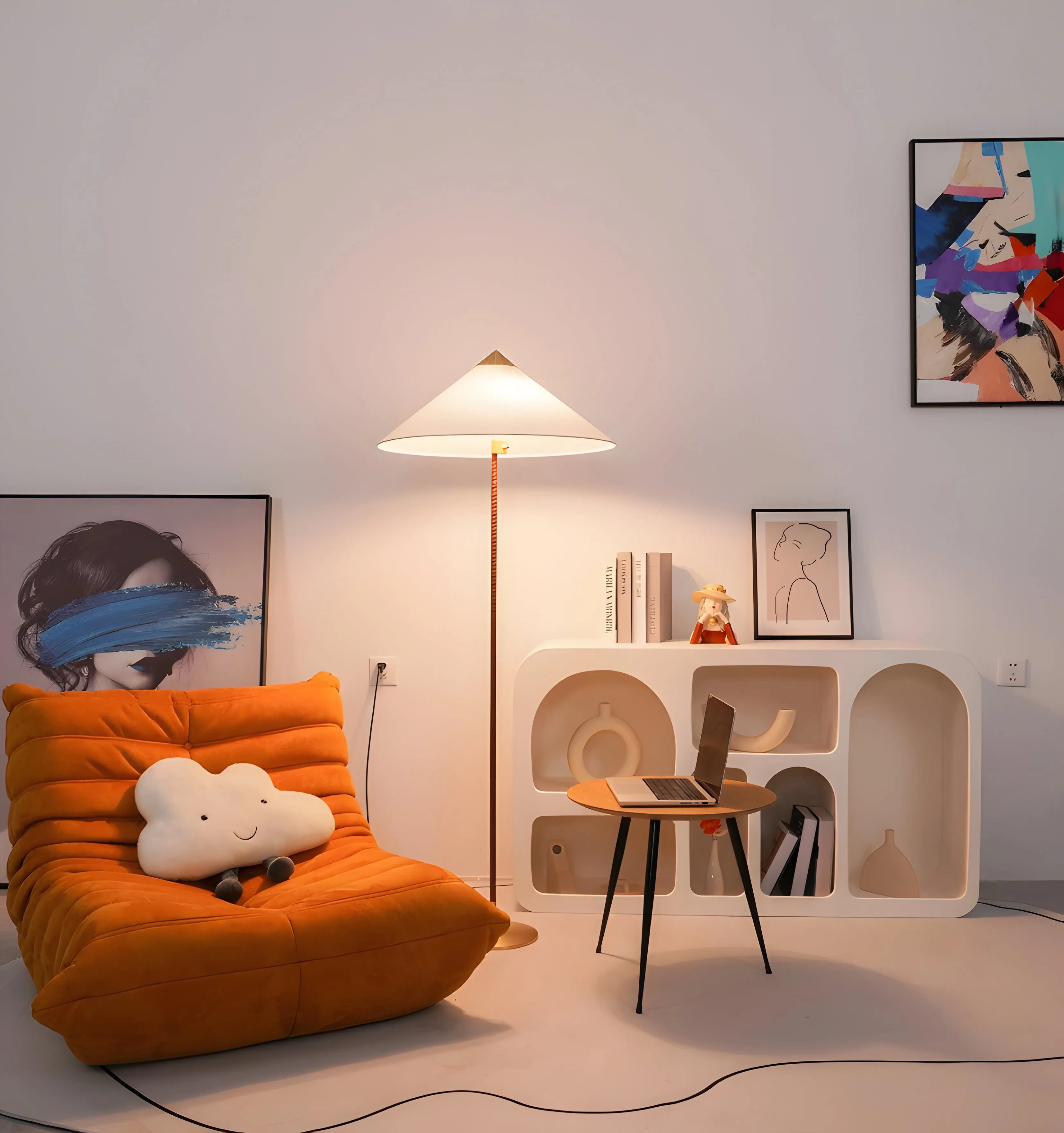 Tynell Floor Lamp - NexioPick