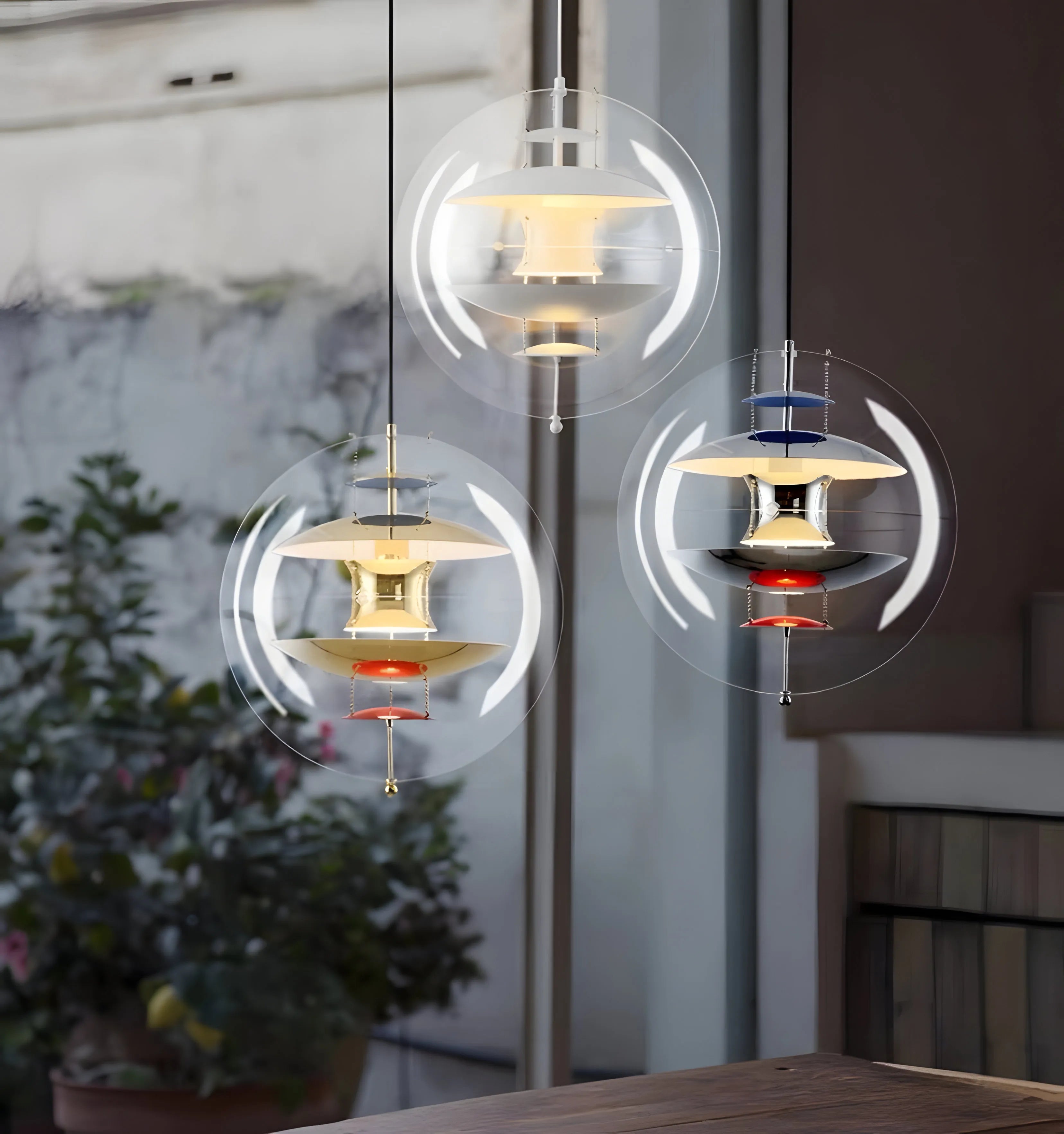Round Sphere Pendant Lamp - NexioPick